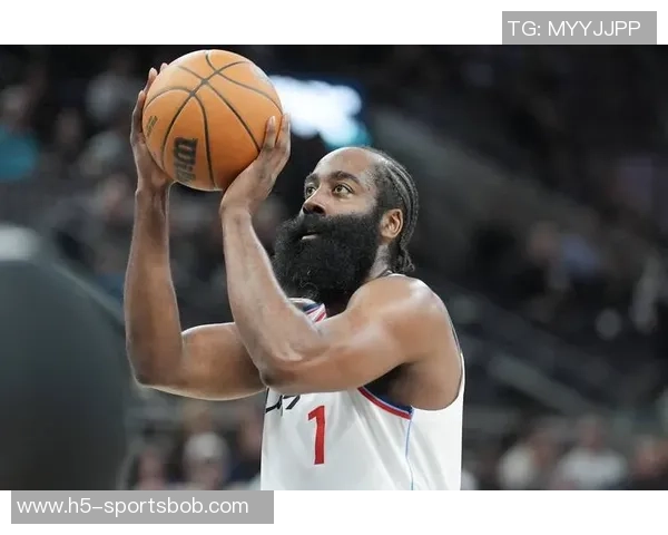 哈登对阵奇才战绩辉煌生涯24胜8负近6场全胜场均得分273分 哈登对阵奇才战绩辉煌生涯24胜8负近6场全胜场均得分273分